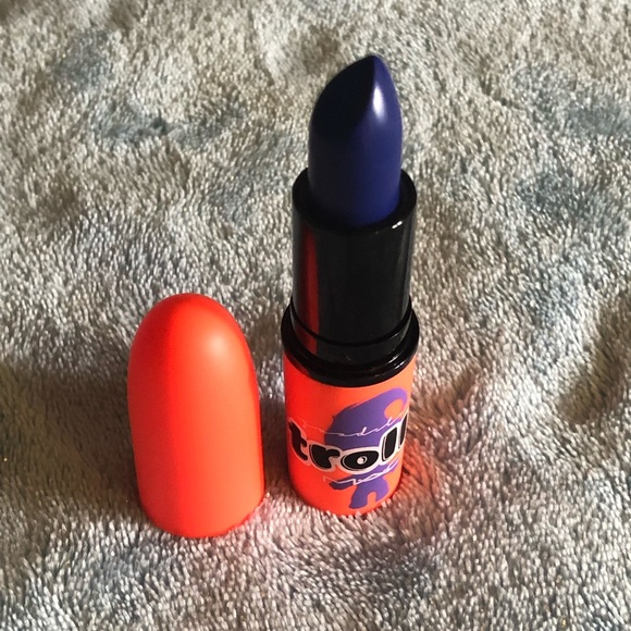 MAC Trolls Collection:  Color - Midnight Troll - Picture 4 of 4